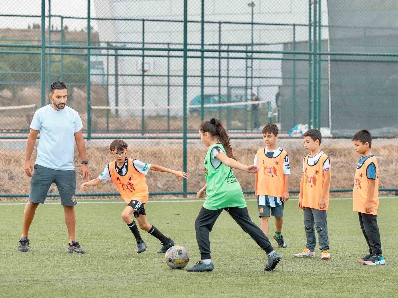 Bandırma gençlik ve spor merkezi kış sezonuna başladı
