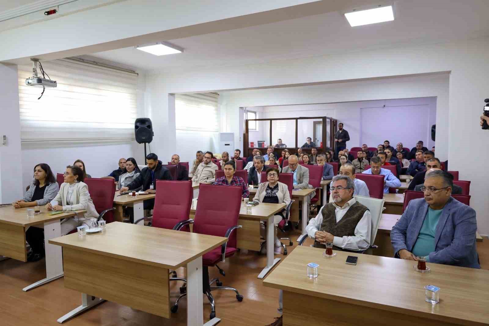 Efeler’de iş güvenliği sağlığı eğitimi verildi
