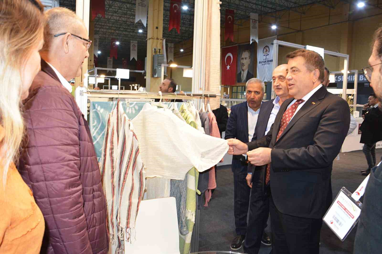 Denizli’de açılan tekstil fuarına yurtdışı dahil 60 firma stant açtı
