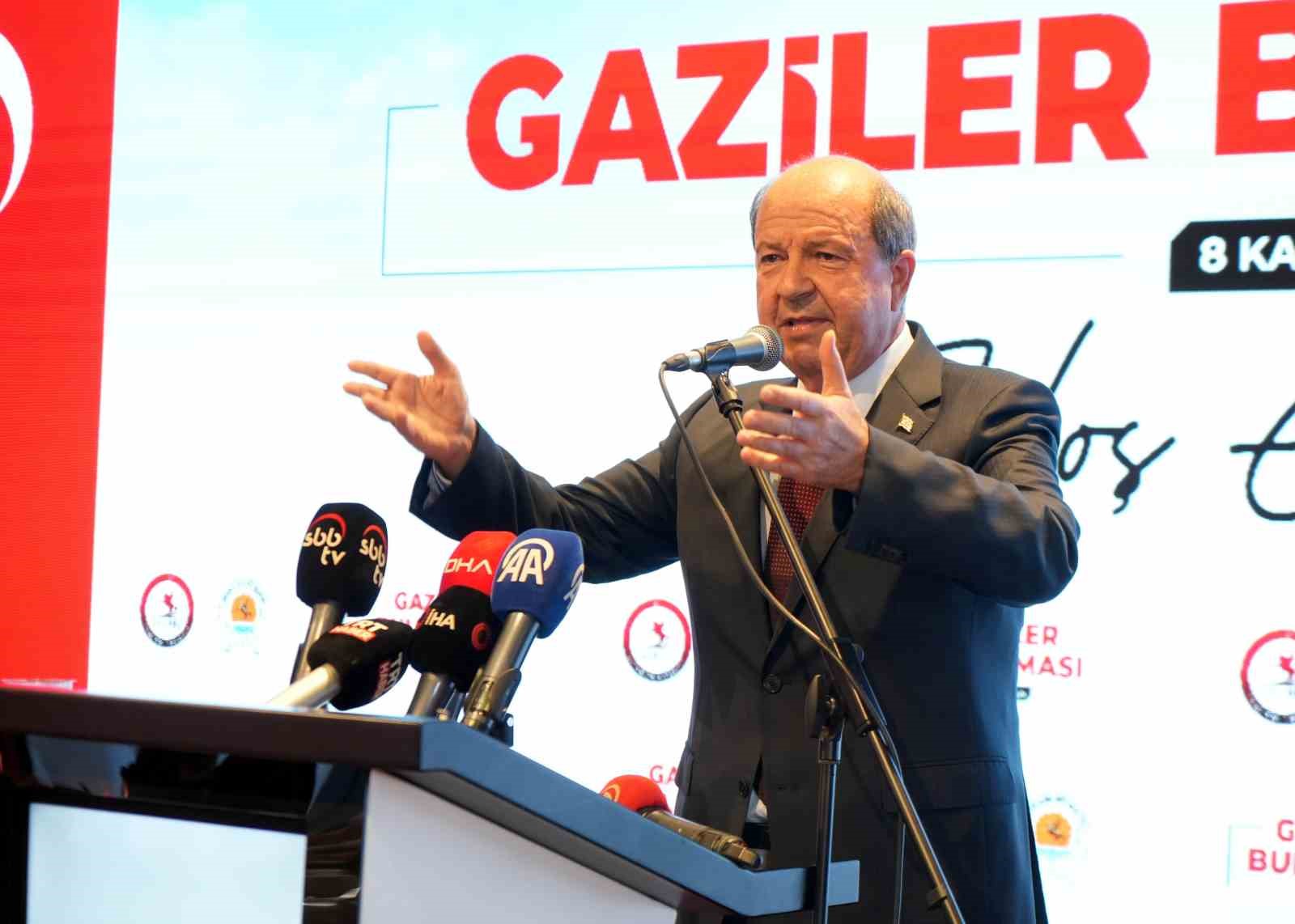 Cumhurbaşkanı Tatar, koruma polisi sırrını açıkladı: “Beni Samsunlu polisler koruyor”
