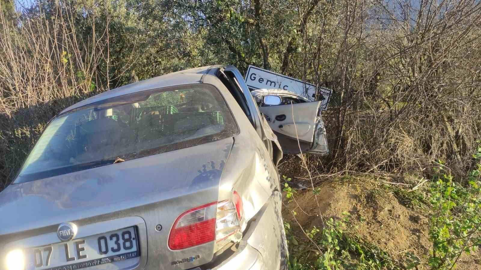 Bursa’da iki otomobil kafa kafaya çarpıştı: 7 yaralı
