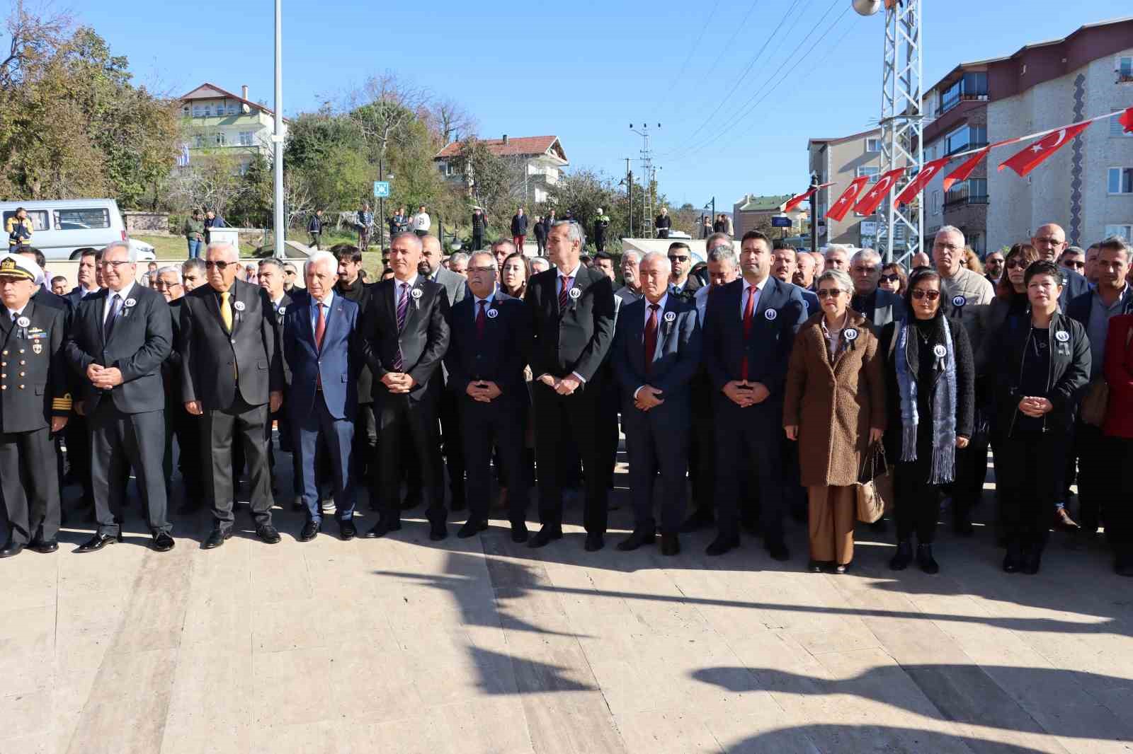 Taş kömürünü bulan Uzun Mehmet törenle anıldı
