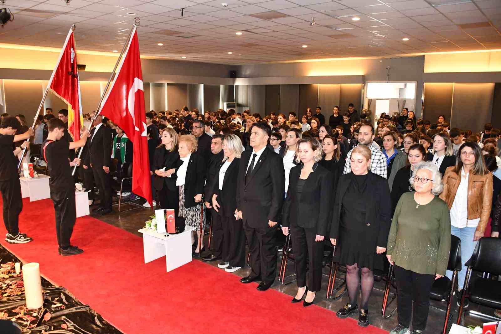 Gaziantep Kolej Vakfı’nda Atatürk’e hüzünlü anma
