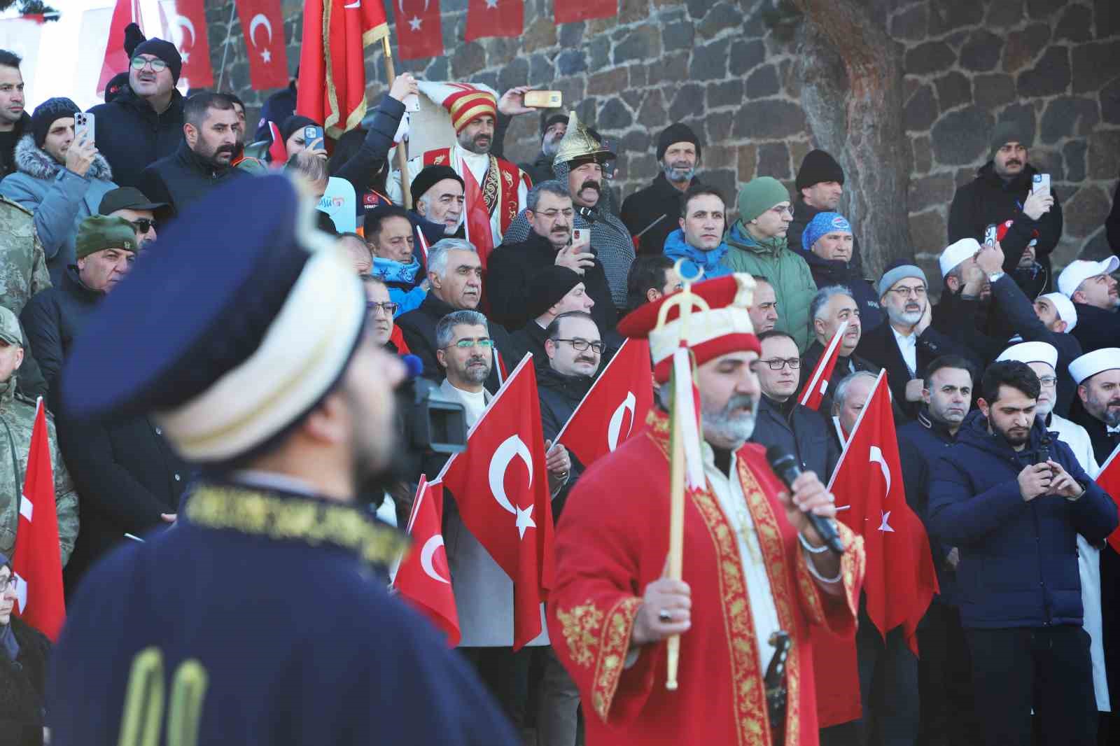 Atatürk Üniversitesi ailesi, Aziziye Destanının 147. yıl dönümünde ecdadını andı
