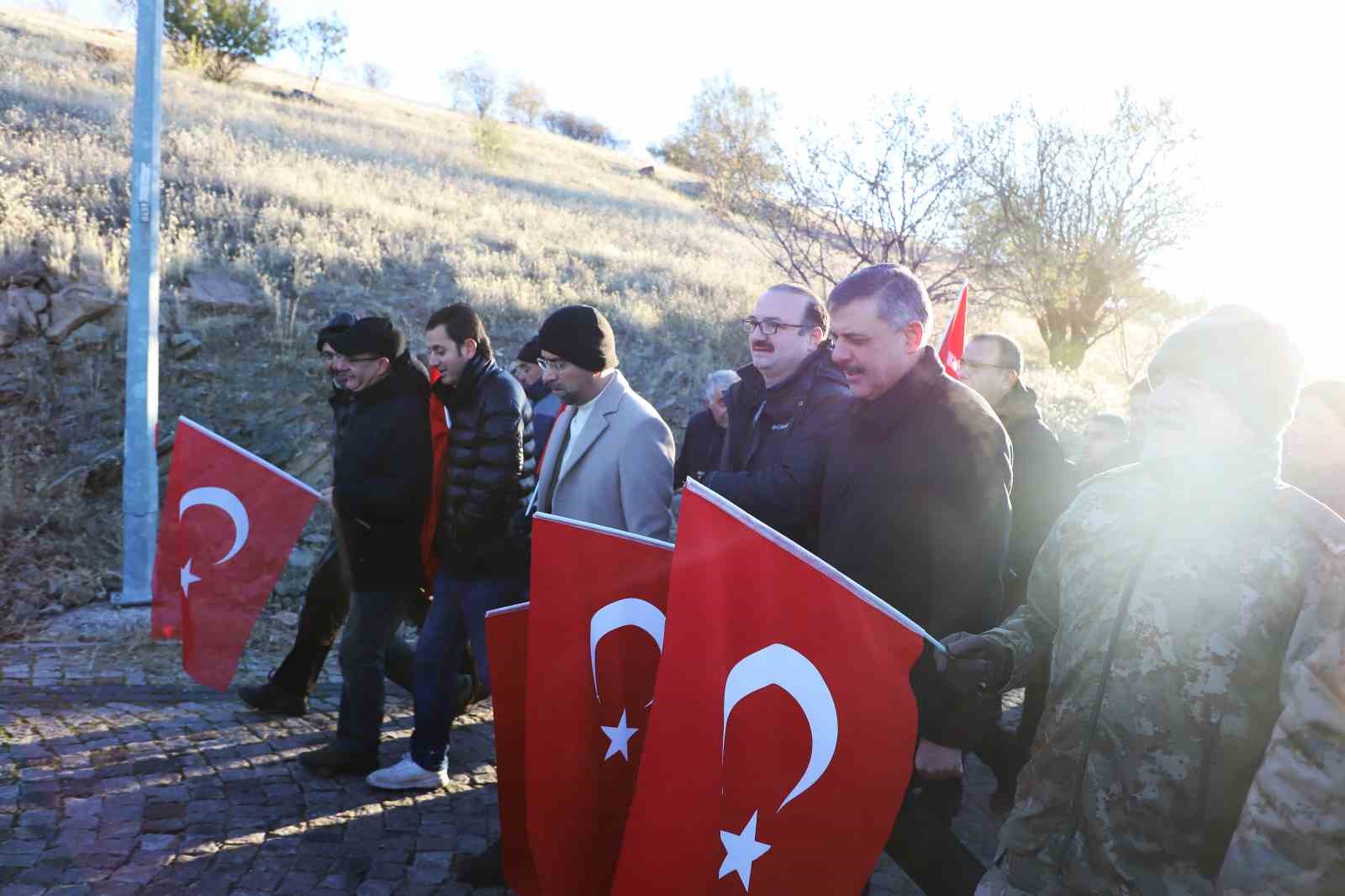 Atatürk Üniversitesi ailesi, Aziziye Destanının 147. yıl dönümünde ecdadını andı
