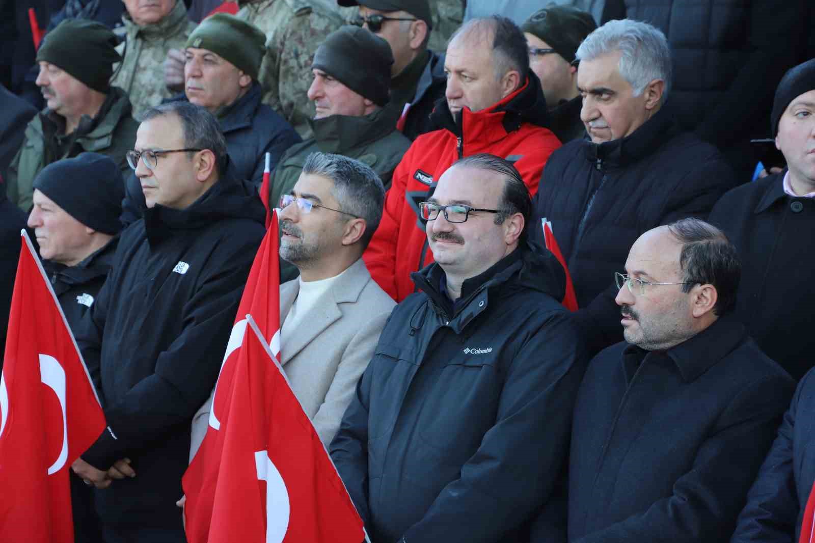 Atatürk Üniversitesi ailesi, Aziziye Destanının 147. yıl dönümünde ecdadını andı
