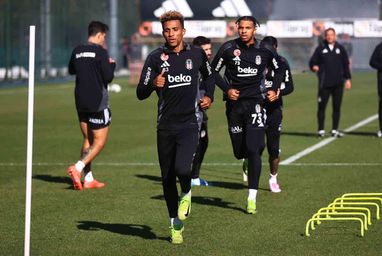 Beşiktaş, Başakşehir maçı hazırlıklarını tamamladı
