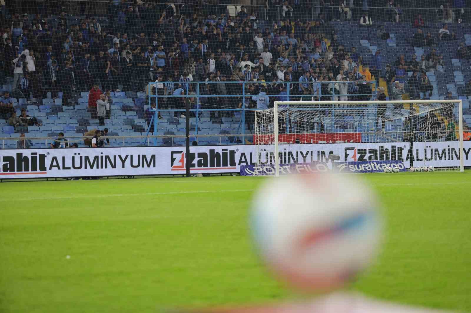 Trendyol Süper Lig: Adana Demirspor: 0 - Eyüpspor: 1 (Maç devam ediyor)
