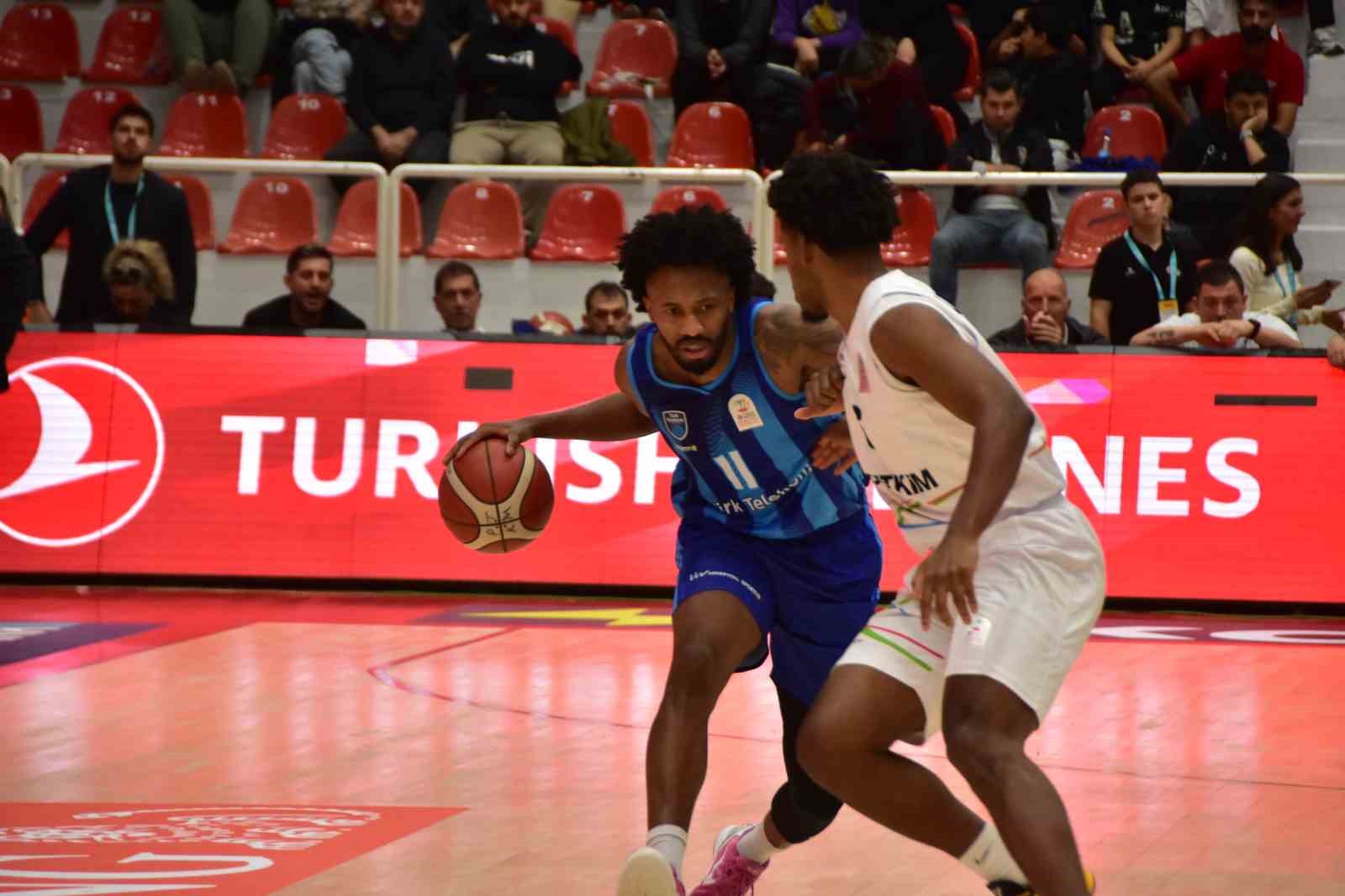 Basketbol Süper Ligi: Aliağa Petkimspor: 68 - Türk Telekom: 75
