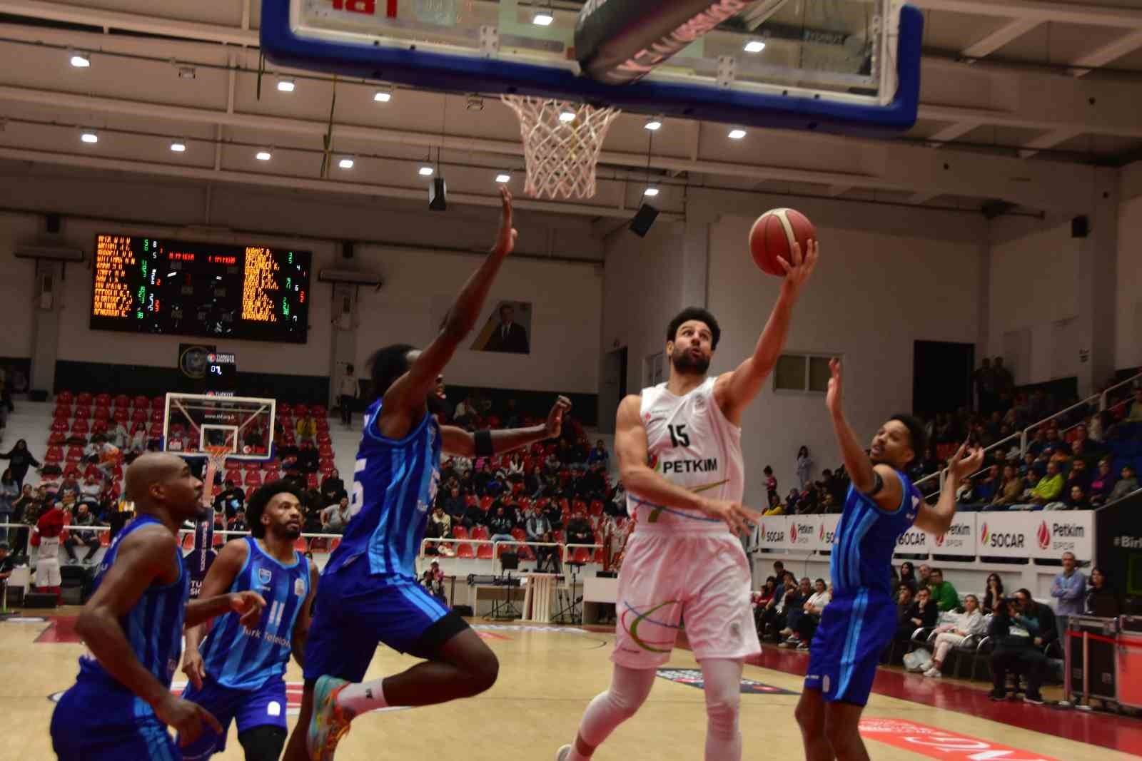 Basketbol Süper Ligi: Aliağa Petkimspor: 68 - Türk Telekom: 75
