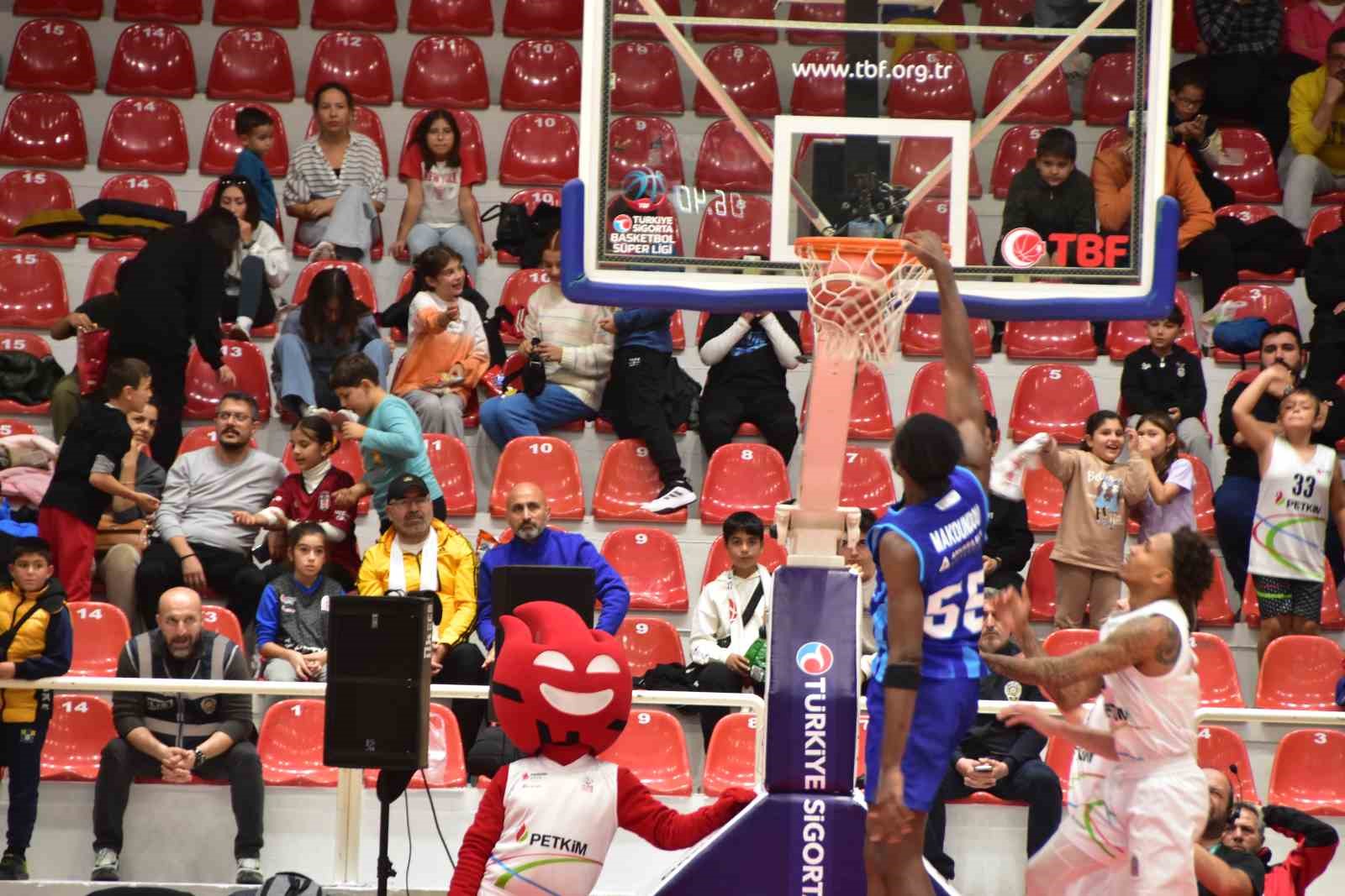 Basketbol Süper Ligi: Aliağa Petkimspor: 68 - Türk Telekom: 75
