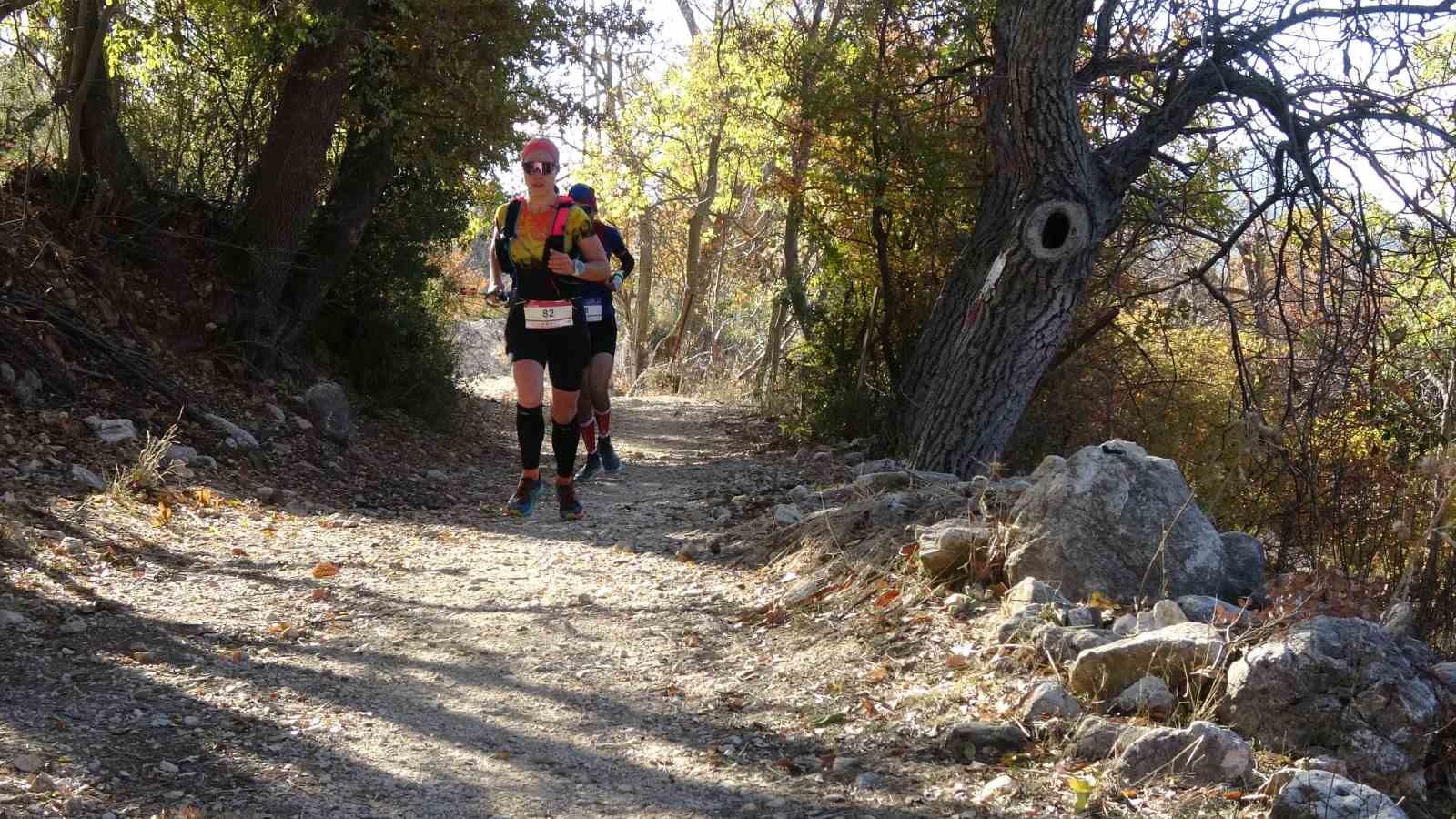 27 ülkeden 320 sporcu Sagalassos Antik Kenti’nde koştu
