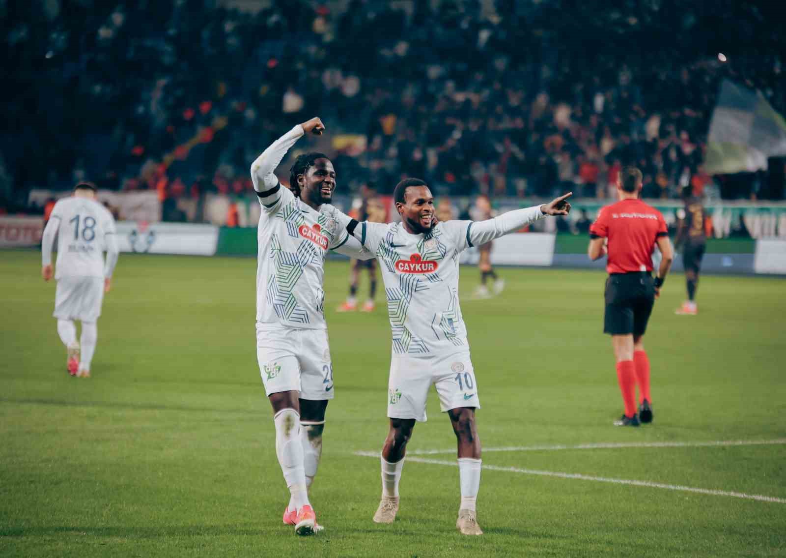 Trendyol Süper Lig: Çaykur Rizespor: 3 - Trabzonspor: 1 (Maç sonucu)
