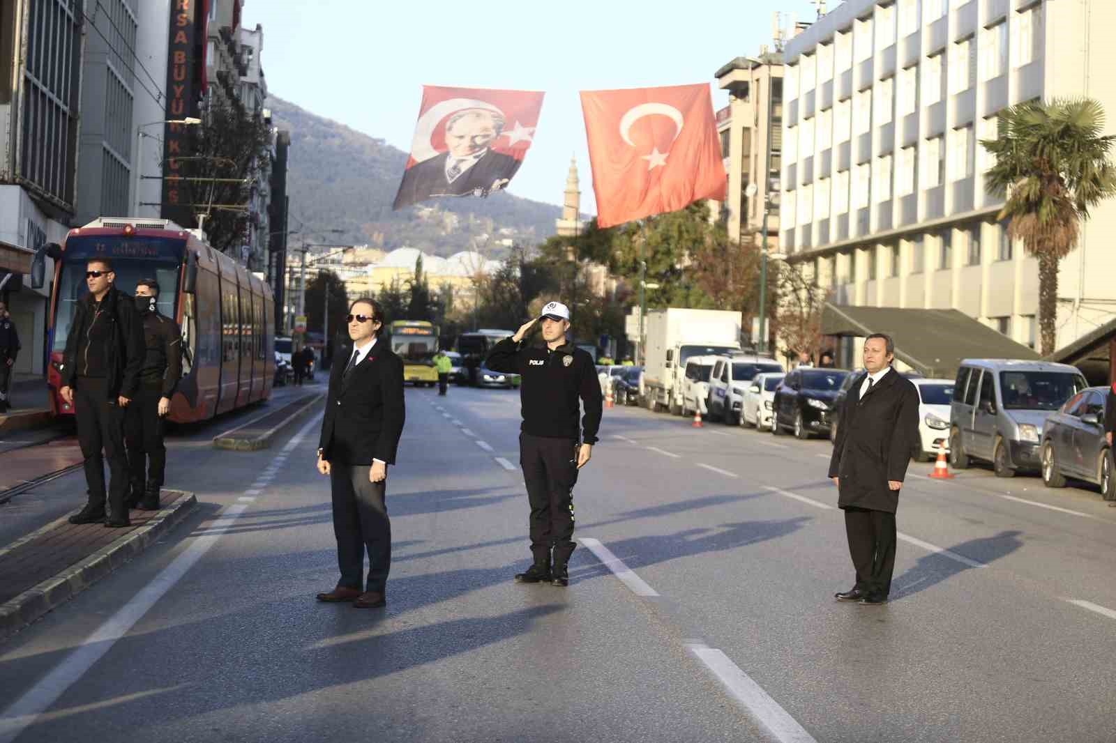 Atatürk, ebediyete intikalinin 86. yıl dönümünde Bursa’da anıldı
