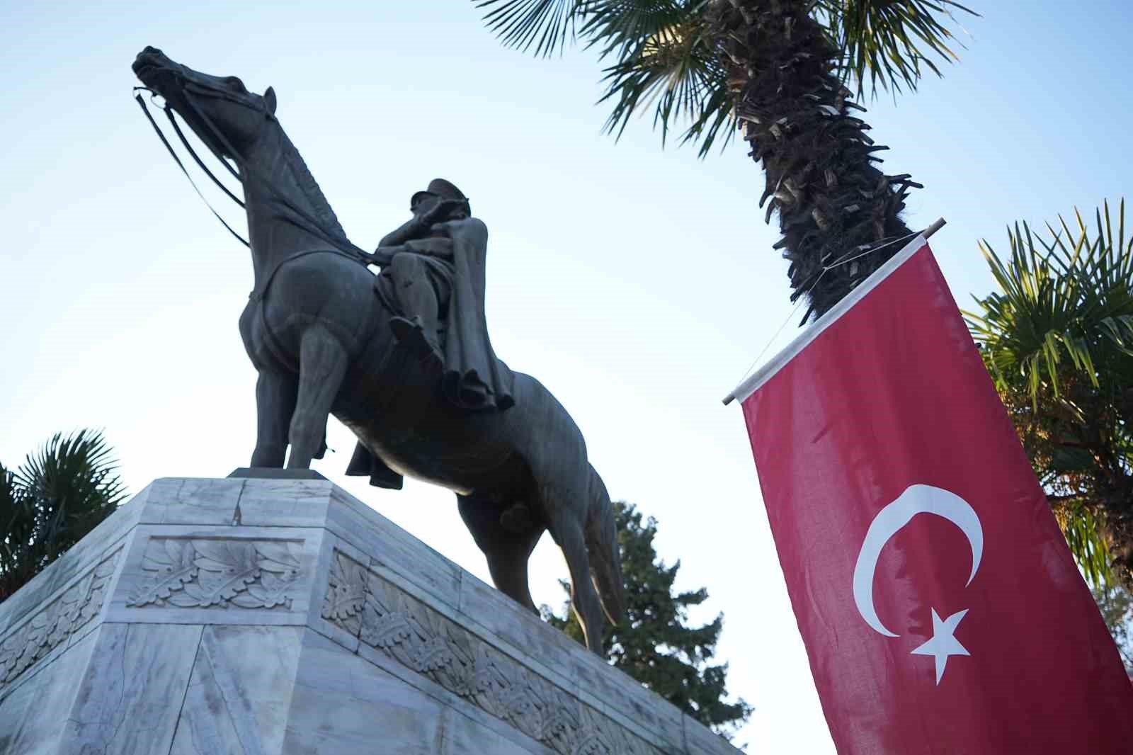 Atatürk, ebediyete intikalinin 86. yıl dönümünde Bursa’da anıldı
