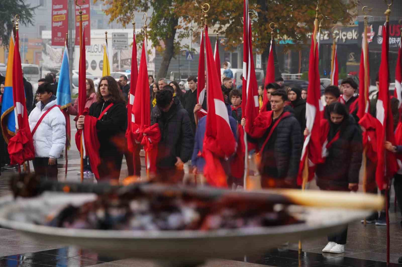 Düzce’de saat 09.05’te hayat durdu
