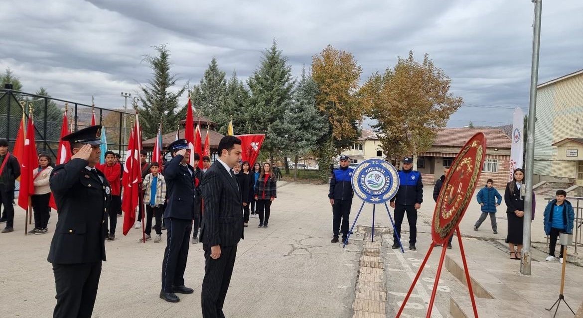 Gölbaşı’nda Atatürk’ü anma programı düzenlendi
