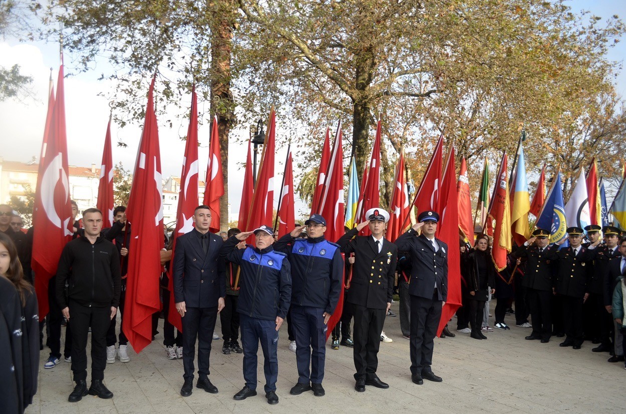 Atatürk Mudanya’da özlemle anıldı
