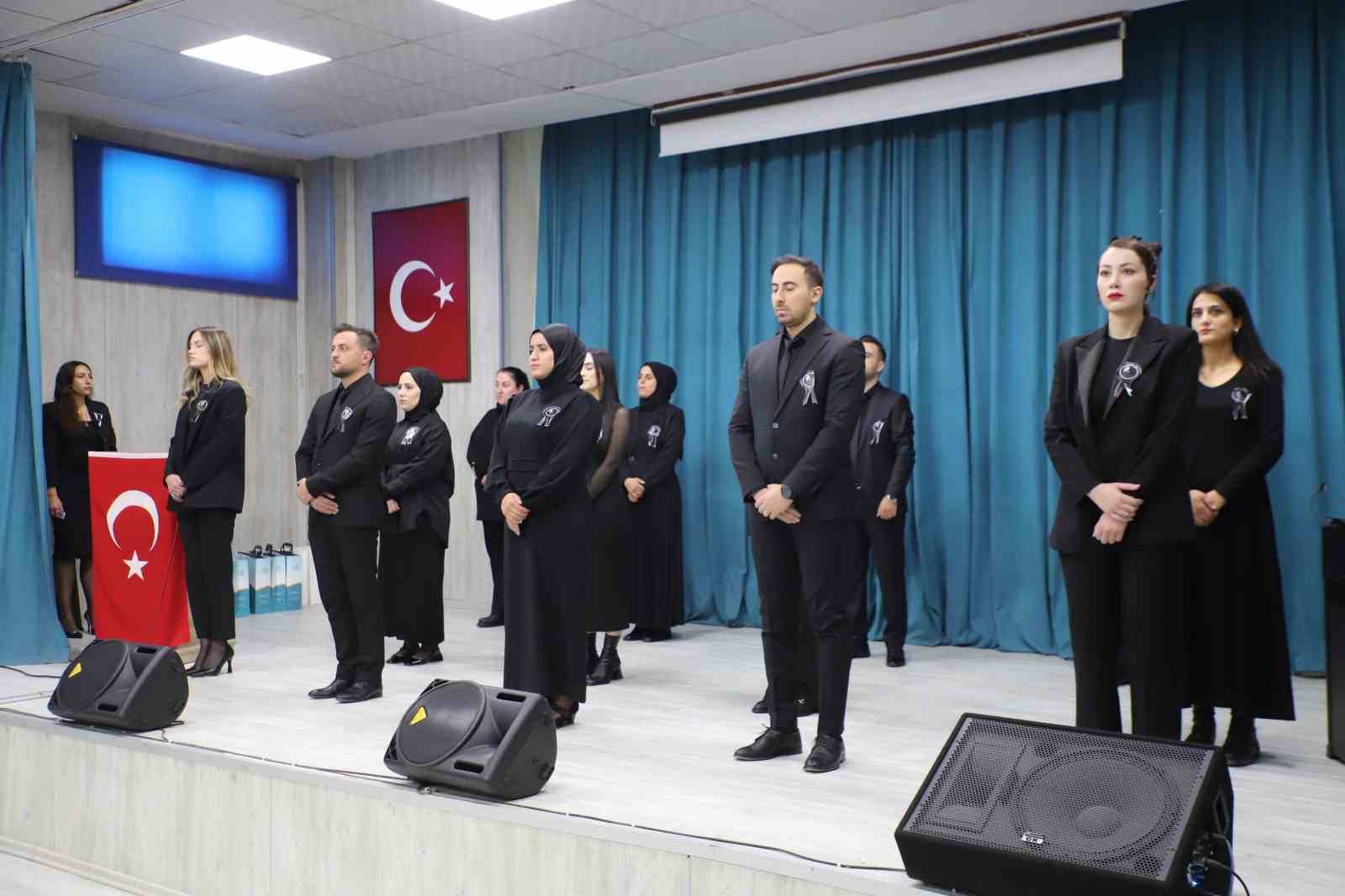 Hakkari’de 10 Kasım Atatürk’ü Anma Günü
