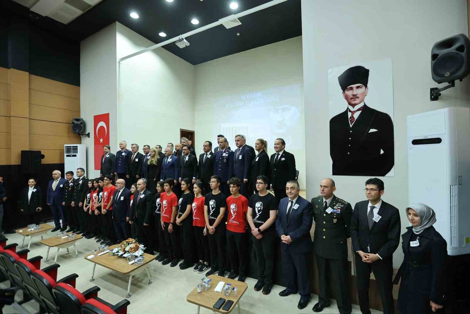 Atatürk, Kayseri’de törenle anıldı
