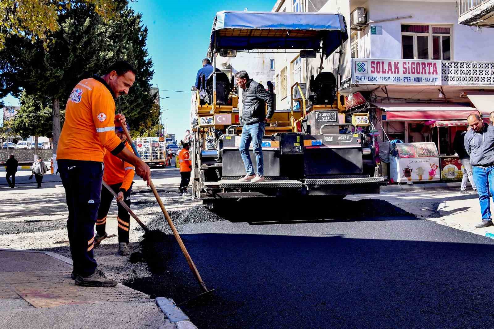 Gülnar’ın caddeleri yenilendi
