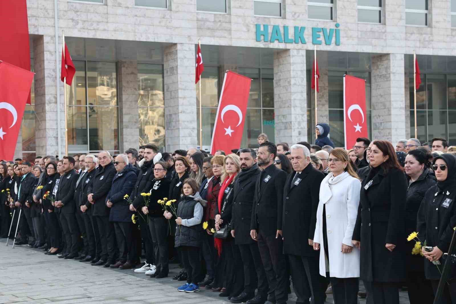 Nilüfer’de Ulu Önder Atatürk özlemle anıldı
