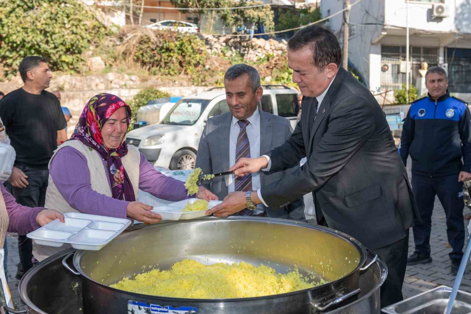 Mersin Yenişehir’de safran üretimi 4. yılına girdi
