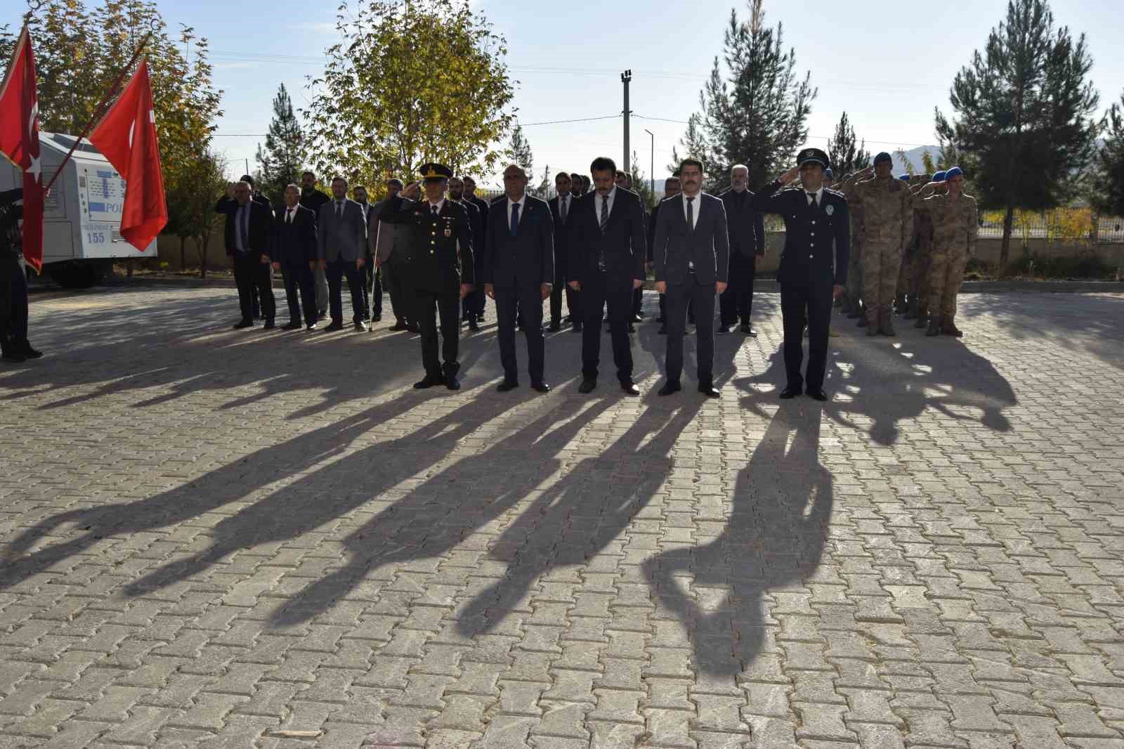 Dicle’de 10 Kasım Atatürk’ü anma programı gerçekleşti
