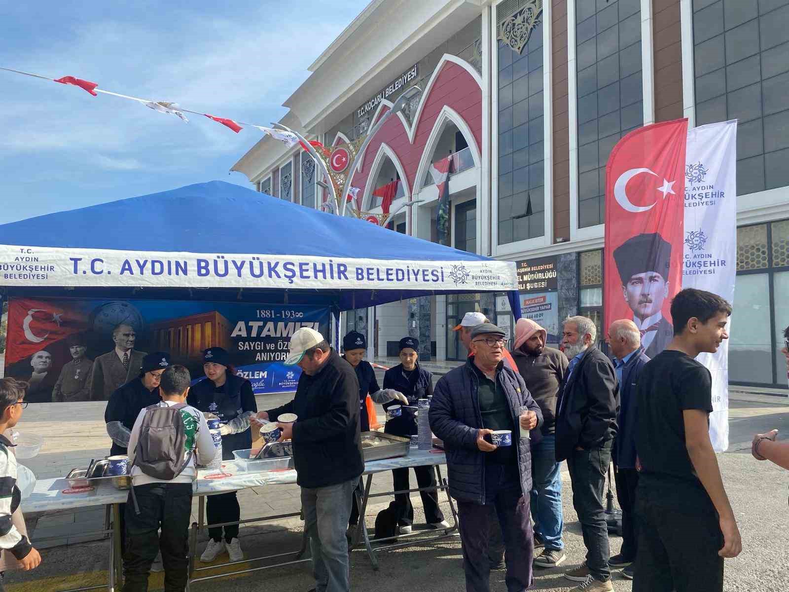 Büyükşehir, Atatürk için 17 ilçede hayır gerçekleştirdi
