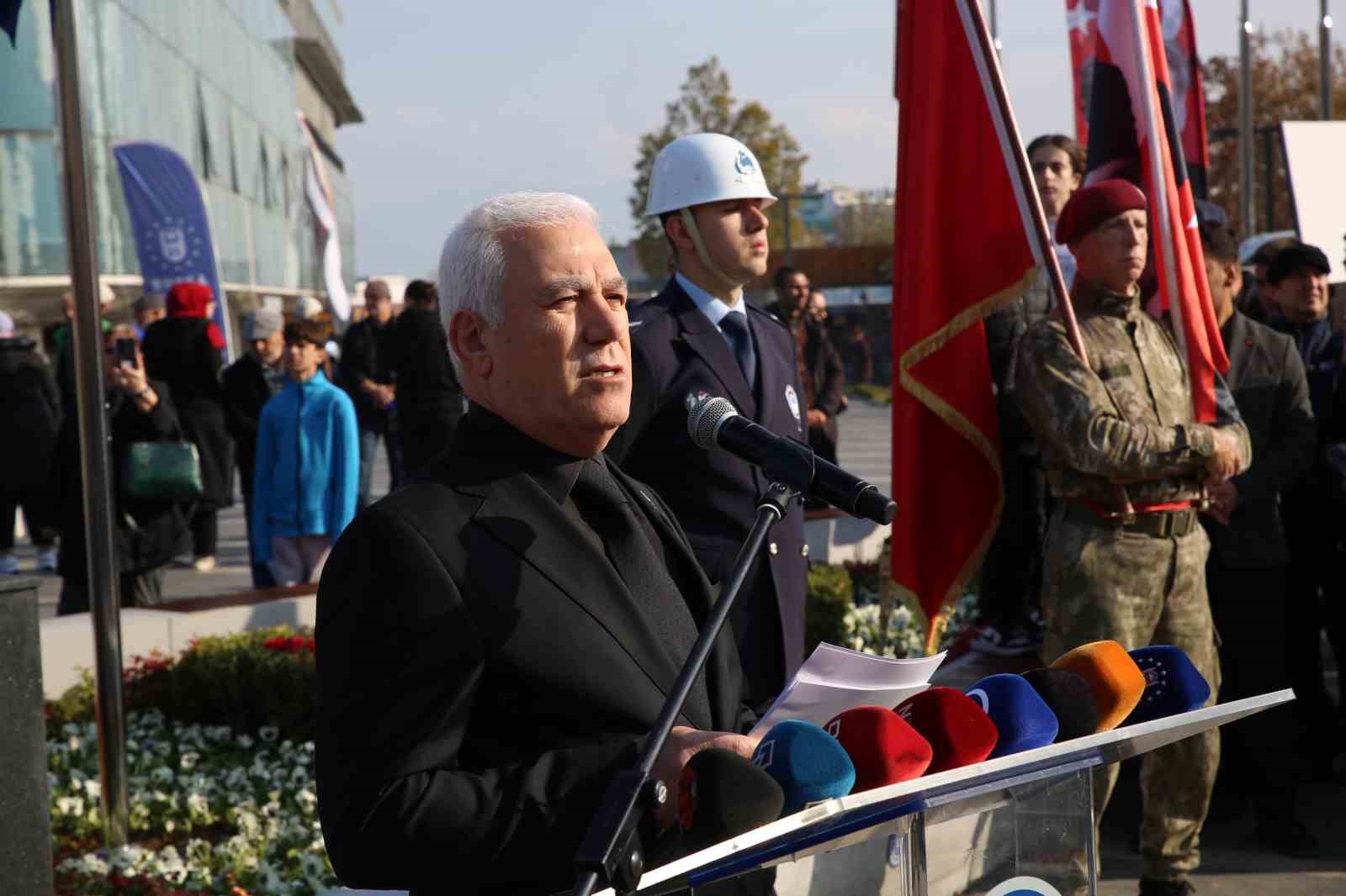 Başkan Bozbey: “Kent Meydanı’nda Ata’mızın izi olacak”
