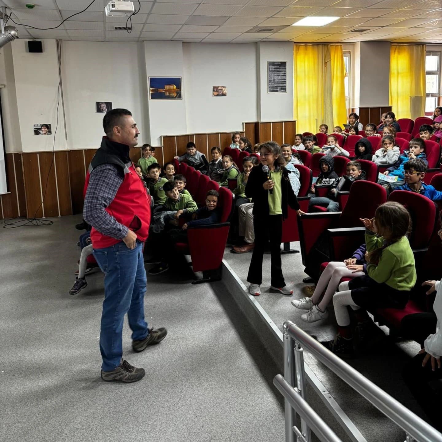 Kuşadası’nda öğrencilere su verimliliğinin önemi anlatıldı
