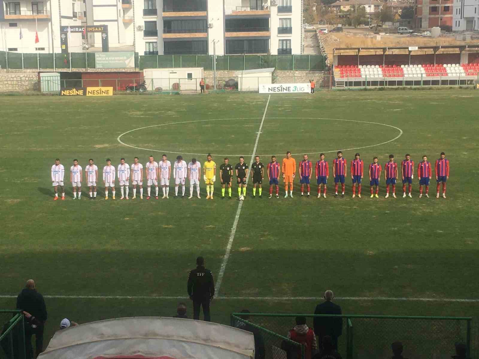 Nesine 3. Lig: 23 Elazığ FK: 3 - Silifke Belediyespor: 2
