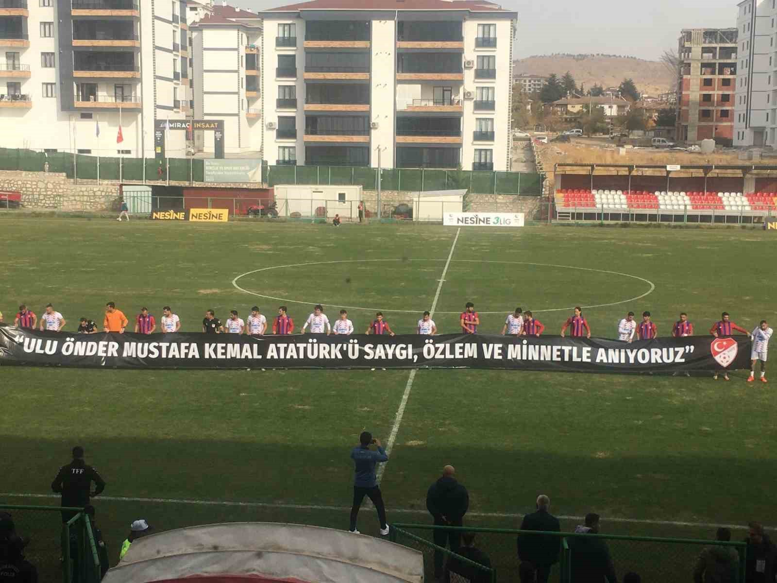 Nesine 3. Lig: 23 Elazığ FK: 3 - Silifke Belediyespor: 2
