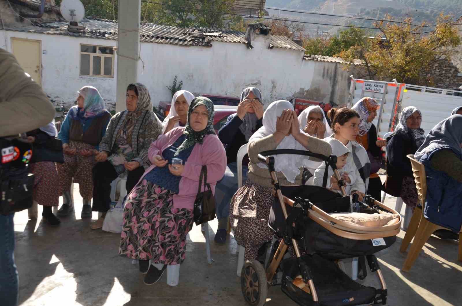 Nazilli’de şehitler ve kuraklık için hayır yapıldı
