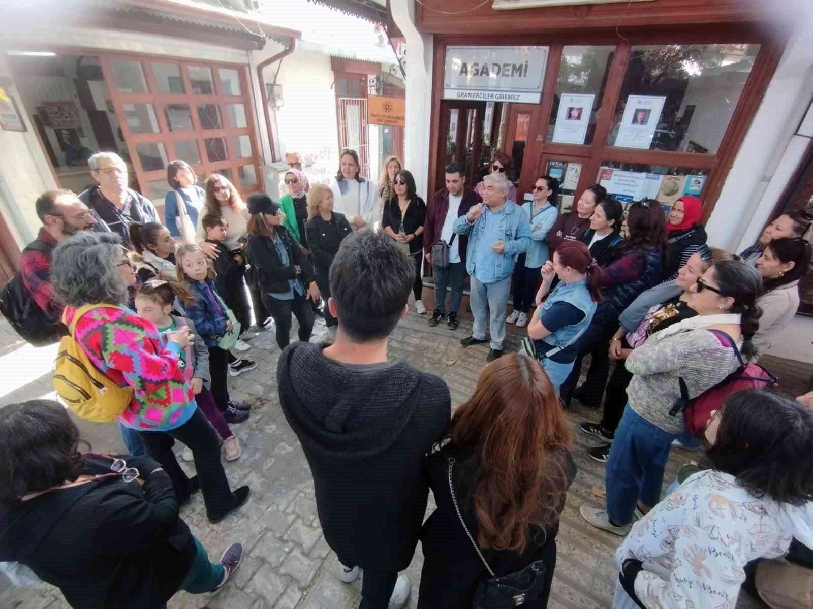 Öğretmenler Menteşe’nin tarihi dokusunu gezdi
