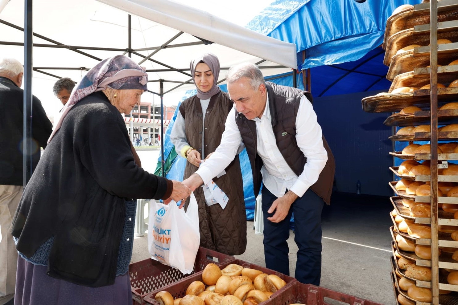 Sultangazi Belediyesi’nden depremzedeler için yapılan konteynerin teslimatıyla ilgili iddialara açıklama
