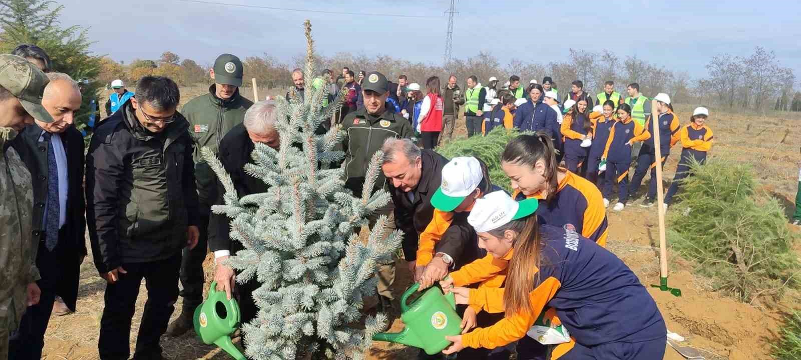 Geleceğe nefes kampanyası Bozüyük’te de karşılık buldu
