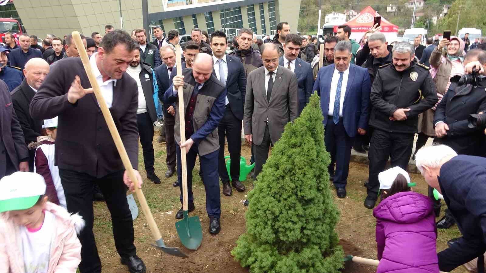 Giresun’da 1 milyon ağaç toprakla buluşacak
