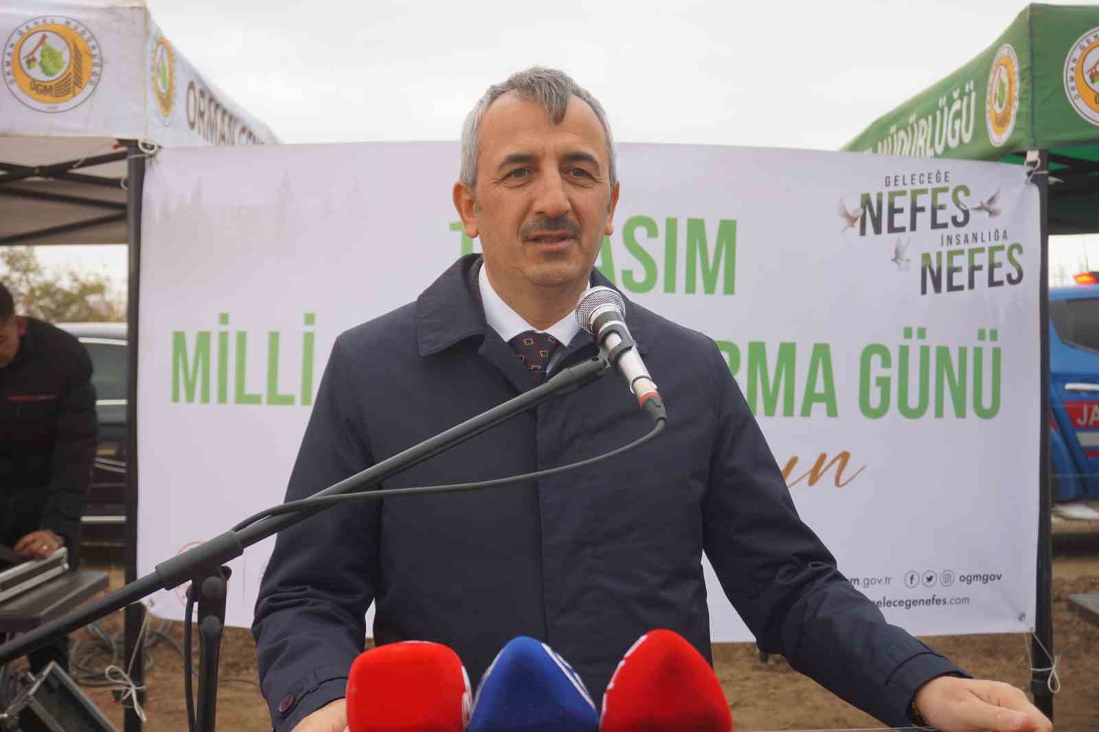 Edirne’de 2 bin fidan toprakla buluştu
