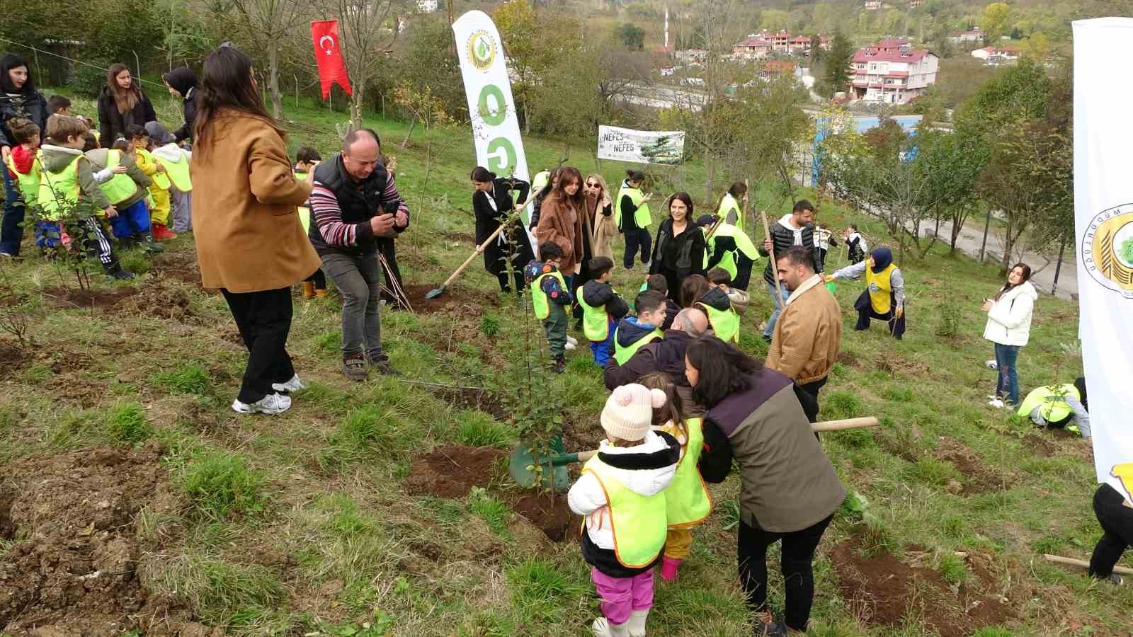 Ordu’da yaklaşık 5 bin fidan toprakla buluşturuldu
