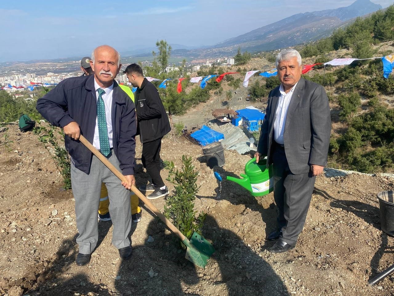 Osmaniye’de bin fidan toprakla buluşturuldu
