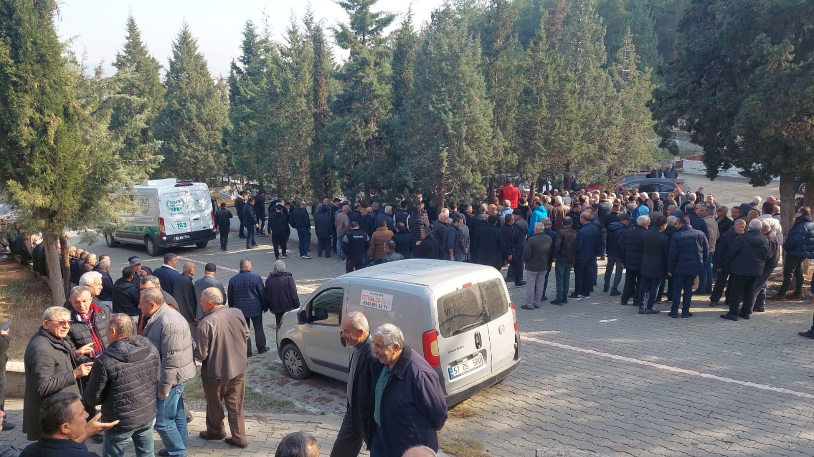 Eski MHP İl Başkanı Şişek toprağa verildi
