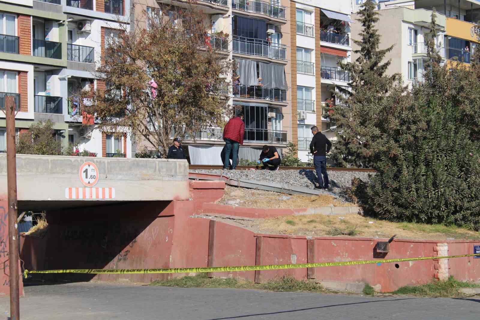 Aydın’da demir yolunda bomba alarmı: Tren seferleri durduruldu
