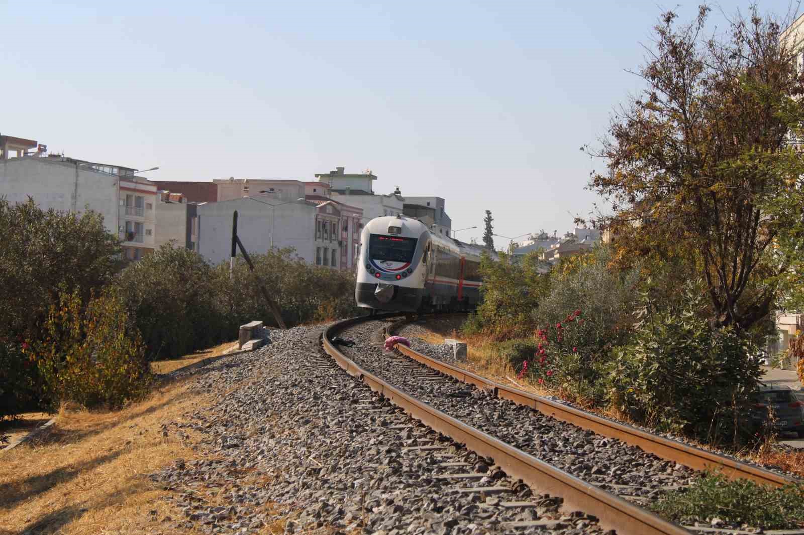 Aydın’da demir yolunda bomba alarmı: Tren seferleri durduruldu
