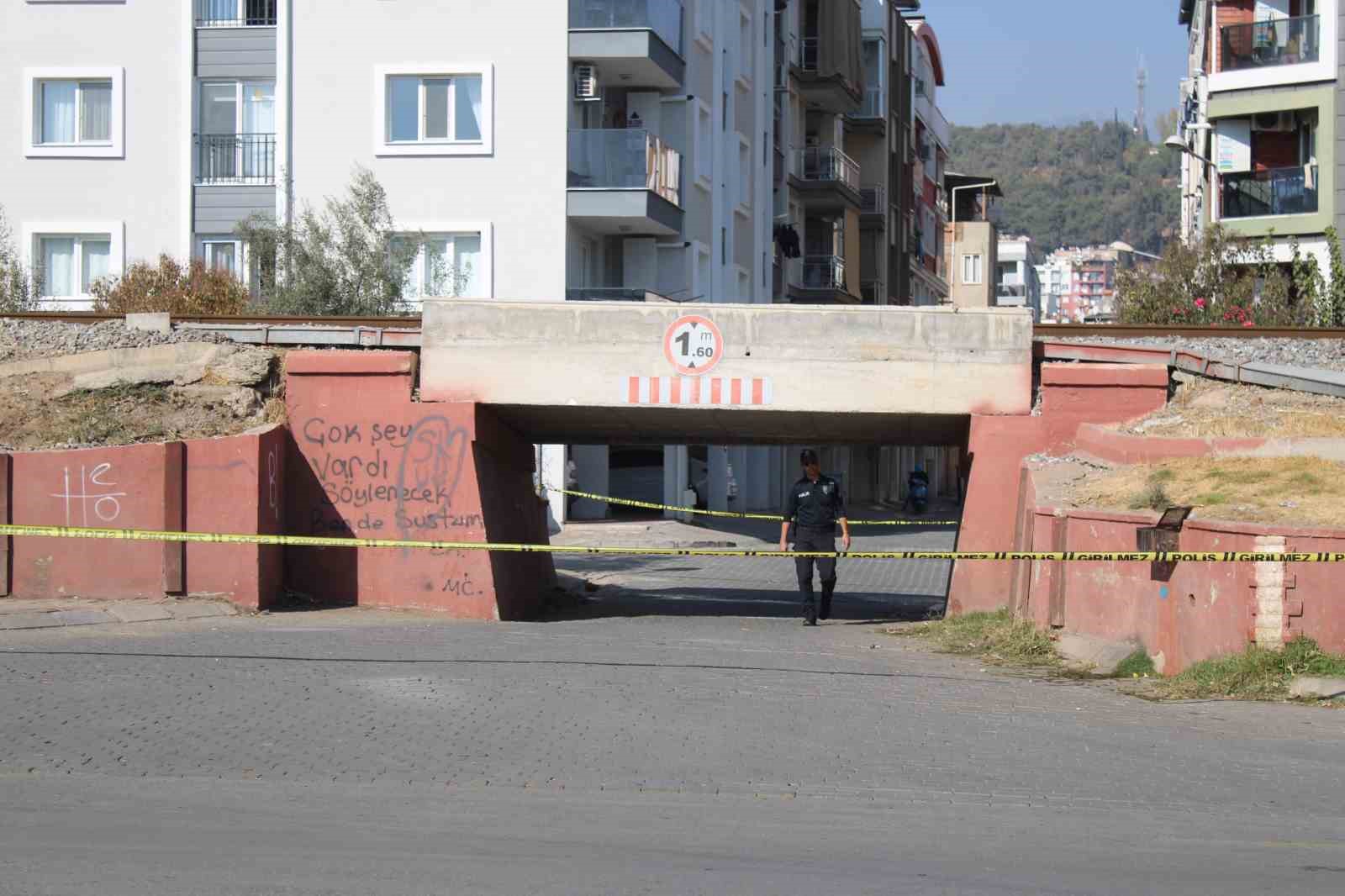 Aydın’da demir yolunda bomba alarmı: Tren seferleri durduruldu
