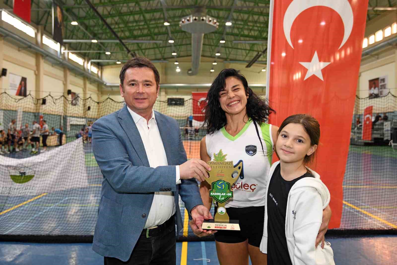 Türkiye Veteran Voleybol Turnuvası’nda şampiyonlar belli oldu
