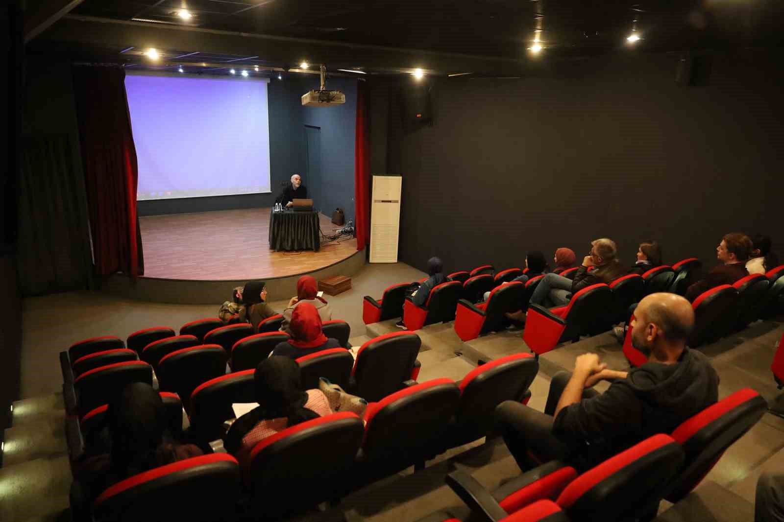 Sakarya Büyükşehir Belediyesi Akademi’de Film Atölyesi başladı
