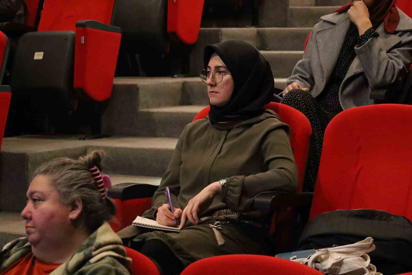 Sakarya Büyükşehir Belediyesi Akademi’de Film Atölyesi başladı
