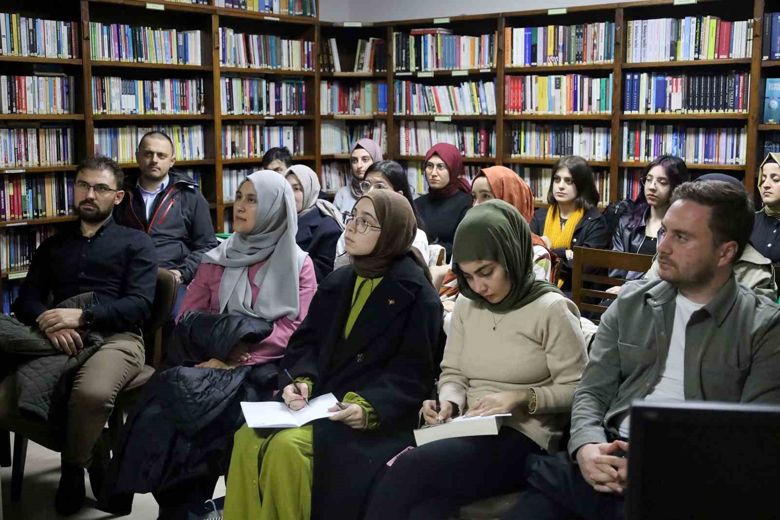 Tarih Atölyesi’nde geçmişin sırlarına ışık tutuluyor
