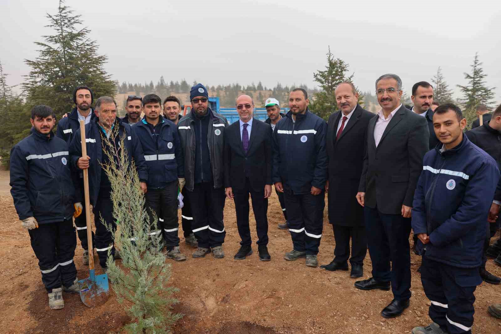 Milli Ağaçlandırma Günü’nde Sille’de fidanlar toprakla buluştu
